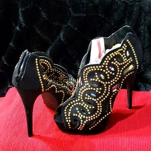 Heeled Sexy Gold-Embellished  Shoes